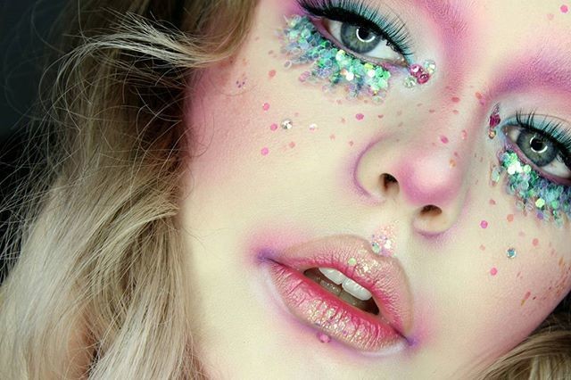 ethereal-glitter-halloween-makeup