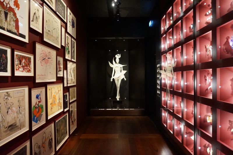 vue-du-musee-yves-saint-laurent-paris-41-800x0